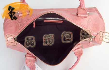 084824  ¿߅Ůʿ BLENCIAGAۼtɫţƤrЙC܇