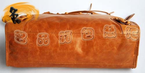 L084332 巴黎世家經(jīng)典款 機(jī)車(chē)包 BLENCIAGA斜挎包 BLENCIAGA時(shí)尚女士手提包