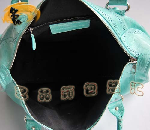 084824 A¿Ů BALENCIAGA Ůʿ Ůʿreִ