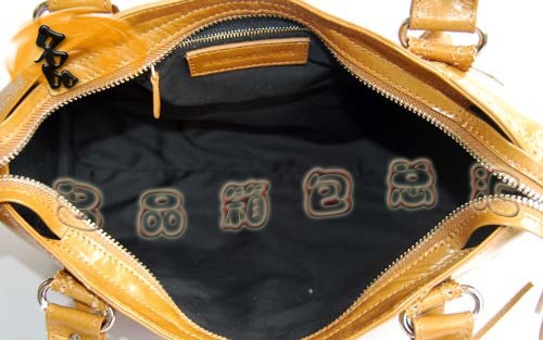 084832 超A品質 BALENCIAGA新款斜挎包 時尚牛皮女士手提包 巴黎世家機車包