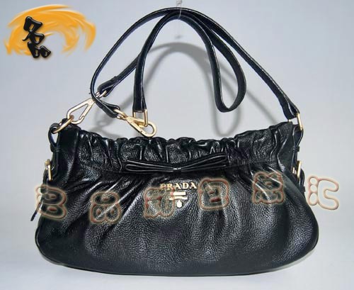 5645 Prada最新款褶皺牛皮女包 Prada斜挎包 Prada時尚休閑女包 黑色