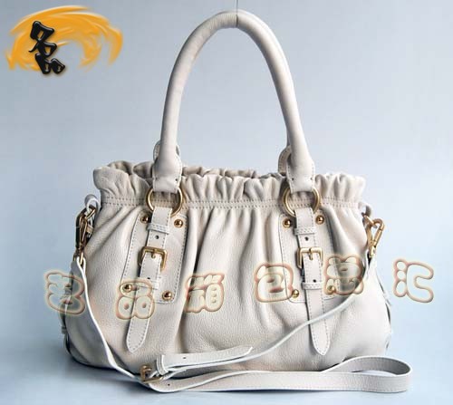 5646 Prada斜挎包 Prada單肩包 Prada最新款 褶皺牛皮時尚女包 米白色