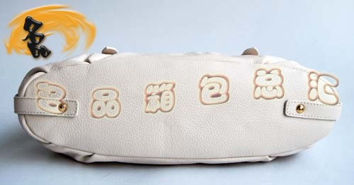 5646 Prada斜挎包 Prada單肩包 Prada最新款 褶皺牛皮時尚女包 米白色