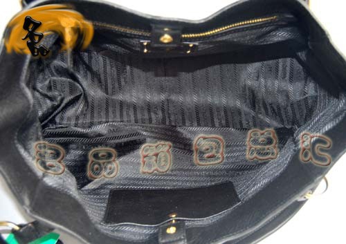 8013 ¿ϼ Pradaμ Prada¿ִ _ţƤŮʿ ɫ