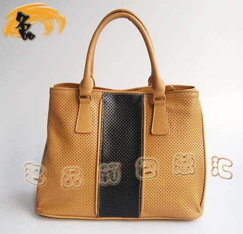 29150 Prada手提包 新款上市 普拉達經典款網孔皮時尚休閑女包 杏配黑