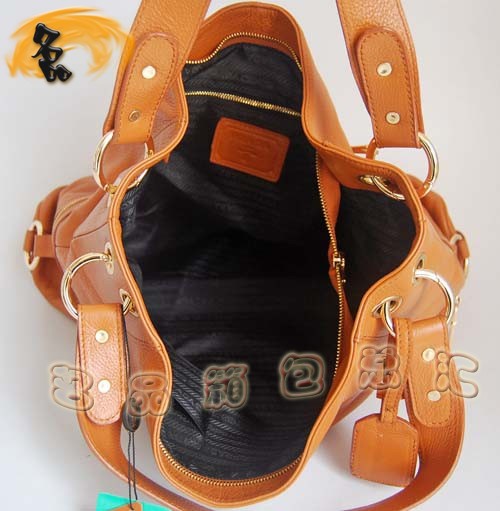 69525 正品品質(zhì) Prada新款全皮淺啡色女包 普拉達(dá) Prada手提包