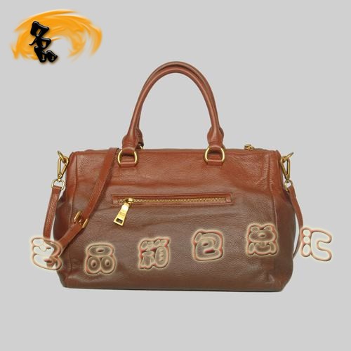 8589 Prada最新款時(shí)尚休閑女包 普拉達(dá)經(jīng)典手提包 Prada斜挎包 啡配黑色