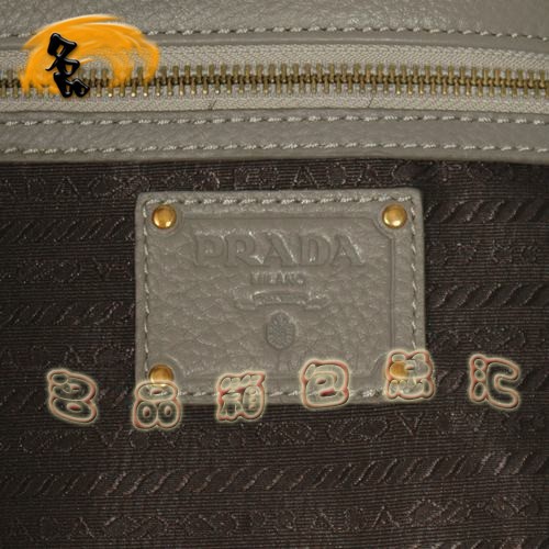 8602 Prada熱銷1:1品質女包 普拉達高檔牛皮手提包 Prada斜挎包 黑配灰色