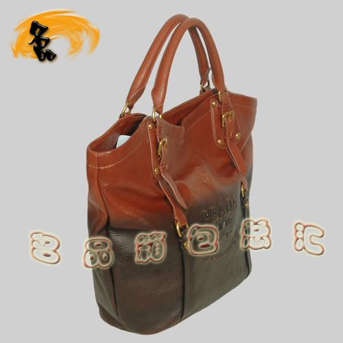8612 Prada熱銷1:1品質女包 普拉達經典牛皮手提包 Prada肩包 黑配啡色