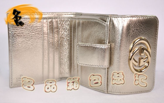 162760 ԭһһƷ| ŮʿXA Gucci̿X GucciX yɫ