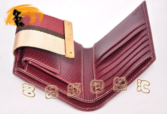 181669 GucciM(jn)ڸߙnţƤŮʿ̿XA GucciX Guccir(sh)eŮ tɫ