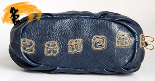 80060 ԭһһƷ| Prada¿ MڸߙnţƤrŮ Pradaμ {ɫ