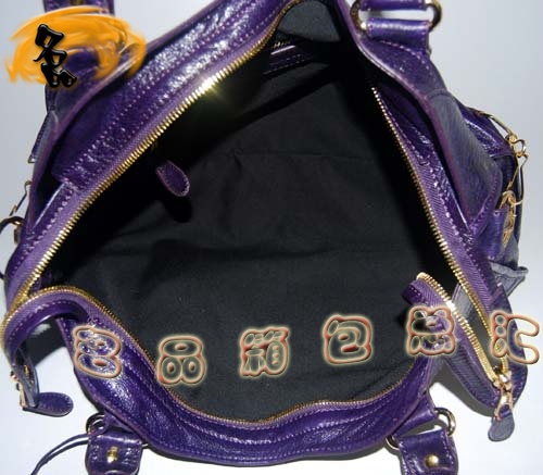 084328B  BalenciagaC܇ μ  MƤŮ ɫ