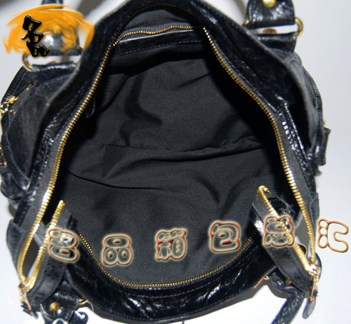 084332B Balenciaga機(jī)車包 單肩包 巴黎世家手提包 進(jìn)口羊皮大金釘時(shí)尚女包 黑色