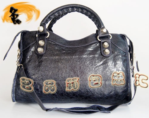 084332A BalenciagaC܇ μ  MƤyᔕrŮ ɫ