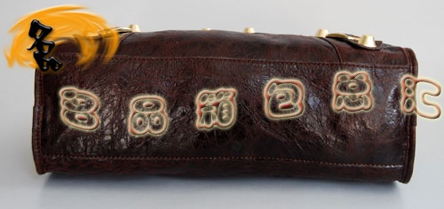 084332B BalenciagaC(j)܇ μ  M(jn)Ƥᔕr(sh)Ů ɫ