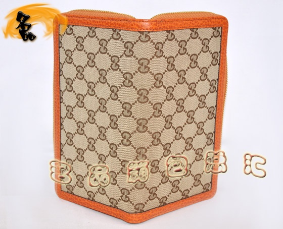 232977 GuccipGLXA GucciX Gucci Gucci ɫ