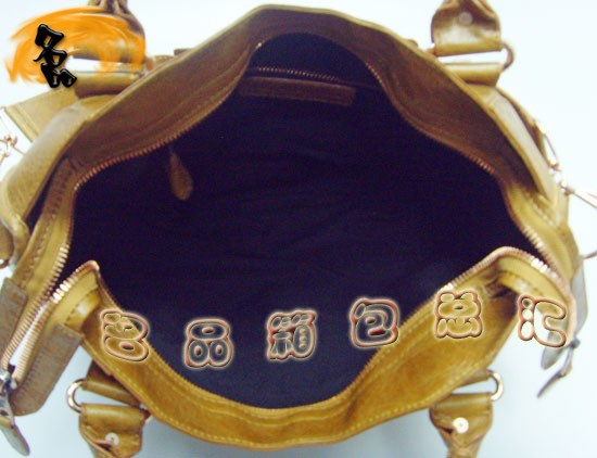 084332B  BalenciagaŮ μ  MƤreŮ ɫ