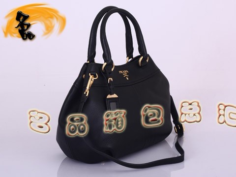 BN1777 Prada女包 新款時尚女士休閑包 Prada單肩包 普拉達斜挎包 黑色