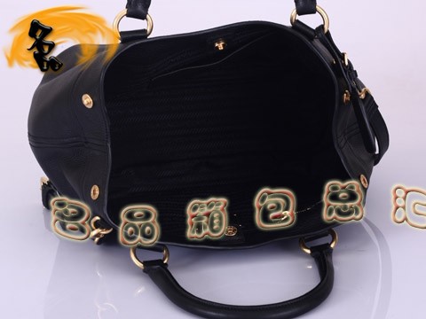 BN1777 Prada女包 新款時尚女士休閑包 Prada單肩包 普拉達斜挎包 黑色