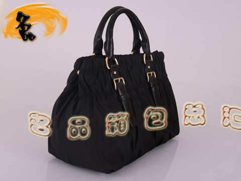 BN1746 Prada女包 防水尼龍帆布休閑女包 Prada手提包 最新款普拉達帆布包 黑色