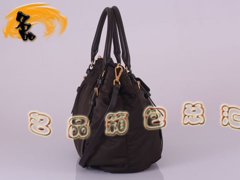 BN1773 Prada女包 防水尼龍帆布斜挎包 Prada手提包 普拉達帆布包 咖啡色
