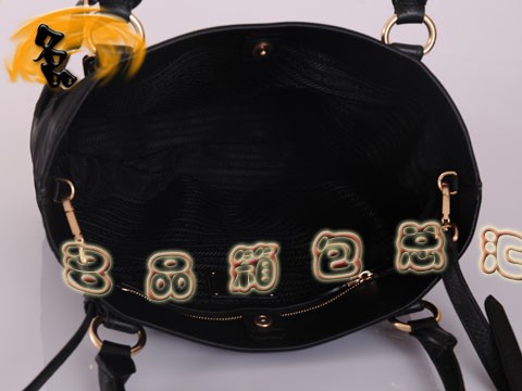 BN1774 Prada防水尼龍帆布女士休閑包 Prada單肩包 斜挎包 普拉達女包 黑色