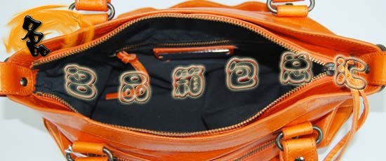 103208  ҙC܇ Balenciagaμ MƤrŮ  ɫ