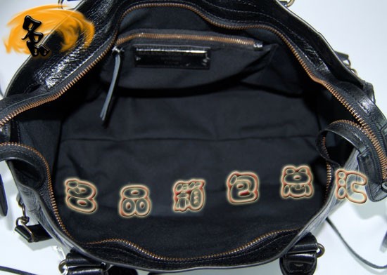 115748S  ҙC܇ Balenciagaμ MƤrŮ  ɫ