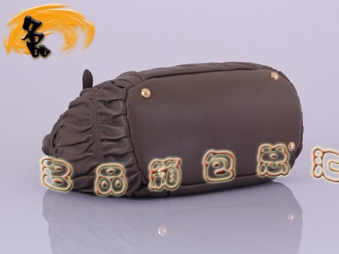 BN1791 普拉達(dá)最新款褶皺羊皮時(shí)尚女士休閑包 Prada手提包 Prada斜挎包 卡其色