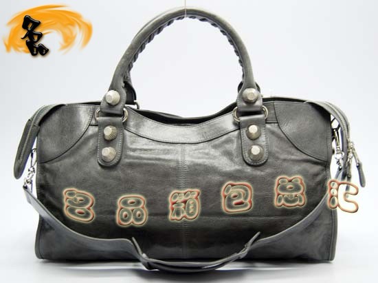 173082A  Balenciaga ҆μ M(jn)ţƤ(jng)r(sh)Ů C(j)܇ yɫ