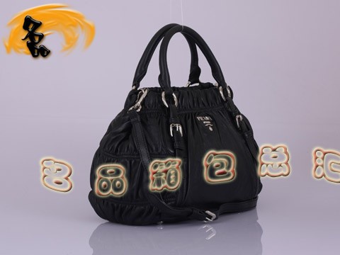 BN1791 普拉達(dá)最新款褶皺羊皮時(shí)尚女士休閑包 Prada手提包 Prada斜挎包 黑色