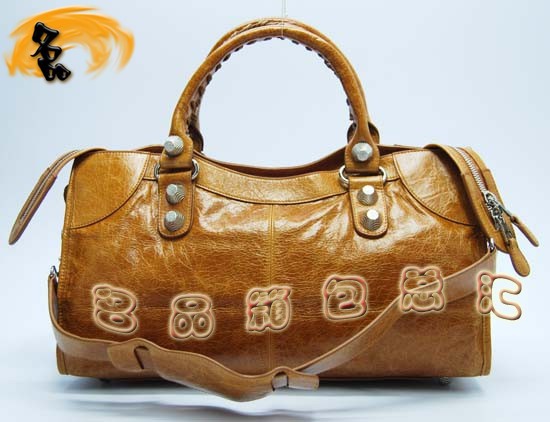 173082A  BalenciagaC܇ ҆μ MţƤ(jng)Ů  ɫ