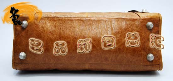 173082A  BalenciagaC܇ ҆μ MţƤ(jng)Ů  ɫ