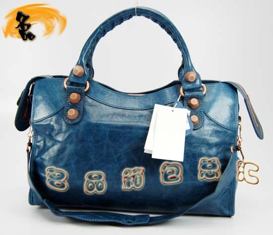 173084C  Balenciaga ҆μ M(jn)ţƤ(jng)r(sh)Ů C(j)܇ {(ln)ɫ