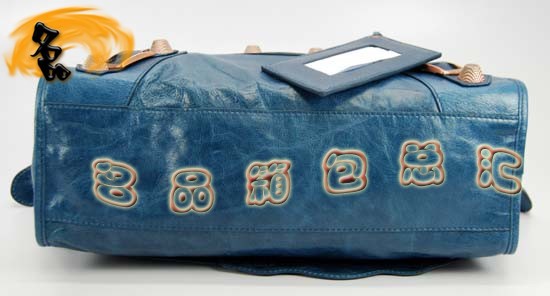 173084C  Balenciaga ҆μ M(jn)ţƤ(jng)r(sh)Ů C(j)܇ {(ln)ɫ