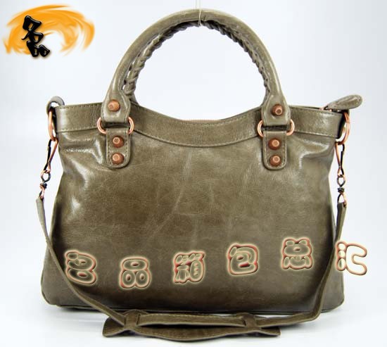 240557C  ҆μ MƤrŮ BalenciagaC܇  yɫ