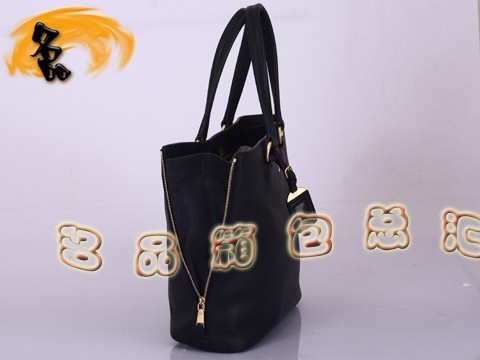 BR4372 Pradaμ ¿rŮʿe _ MţƤŮ ɫ