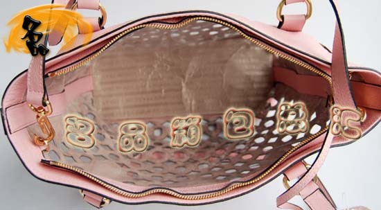 1023 Prada 最新款 時(shí)尚休閑女士單肩包 Prada女包 原版一比一品質(zhì) 粉紅色