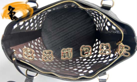 1026 PradaŮ PradareŮʿμ ¿Ů ԭһһƷ| ɫ