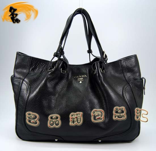 7947 Prada女包 普拉達(dá)包 Prada時尚休閑女士單肩包 最新款女包 黑色