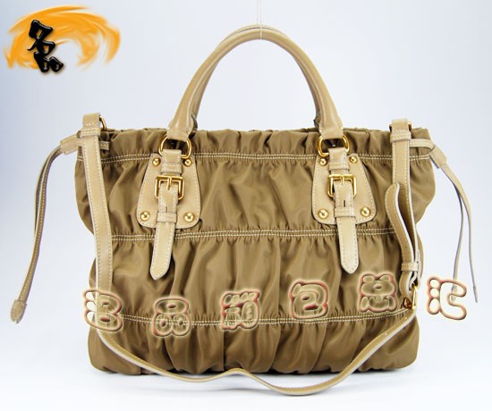 29208 Prada女包 Prada時(shí)尚休閑女士單肩包 普拉達(dá)手提包 最新款女包 杏色