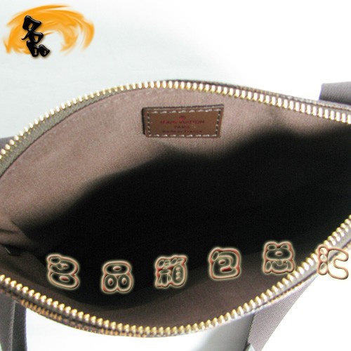 M41100 LV最新款 格仔男士休閑包 LV包 LV斜挎包 經典棋盤格男包