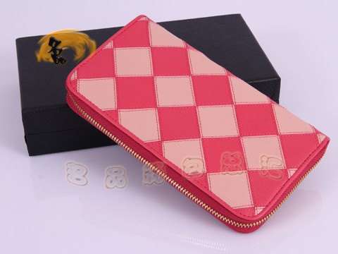 1M0506 Prada最新款 拉鏈錢包 Prada十字紋牛皮菱格錢包 普拉達長款錢夾 玫紅色