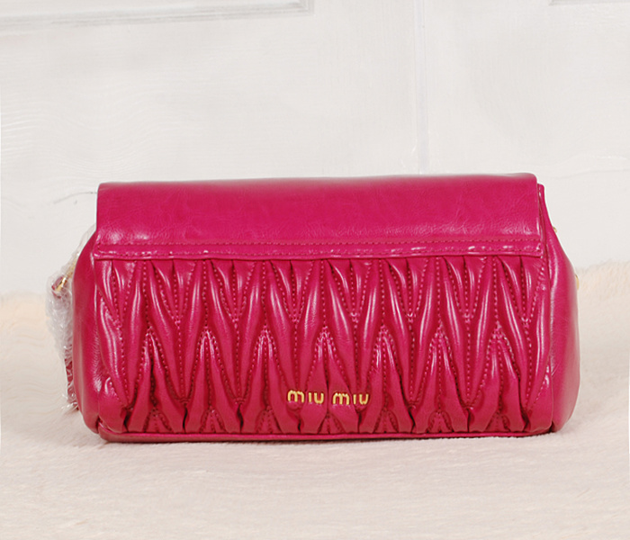 MIUMIU繆繆新款女士單肩包 88104玫紅