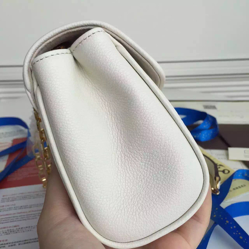 M94556 LV SAINT-GERMAIN BB手袋 LV女包 LV全皮壓花鏈條包 白色