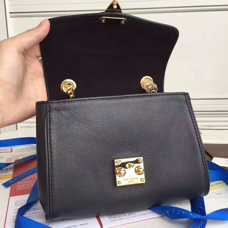 M94552 LV SAINT-GERMAIN BB手袋 LV女包 LV全皮壓花鏈條包 黑色