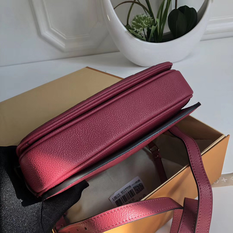 M43737 LV Pochette Metis 手袋 LV全皮壓花女包 LV郵差包 LV空姐包 玫紅