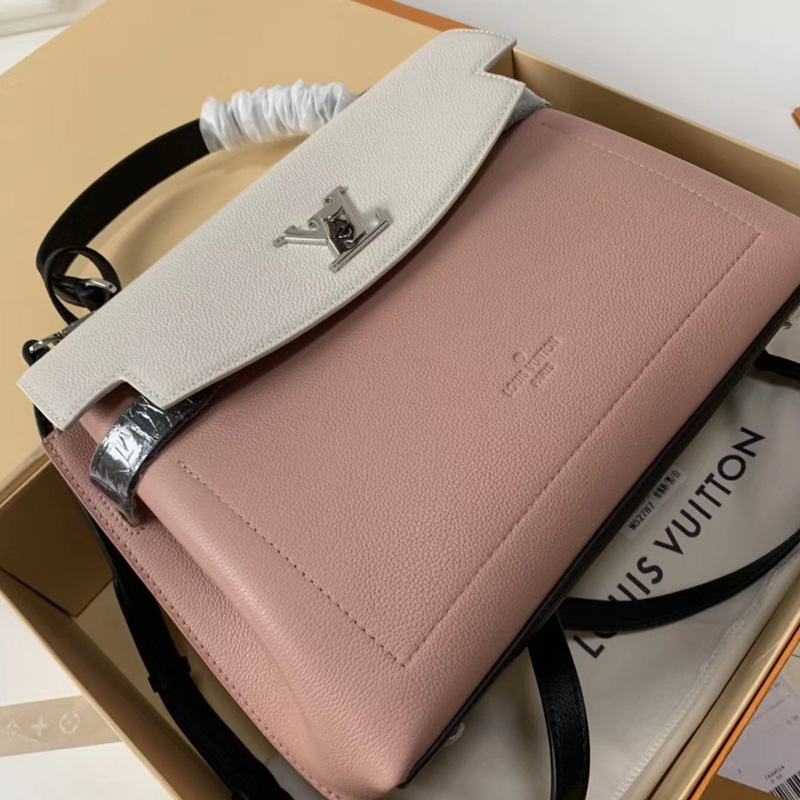 M52787 LV LOCKME EVER 手袋 LV女包 進口小牛皮材質 LV轉鎖翻蓋包 粉色