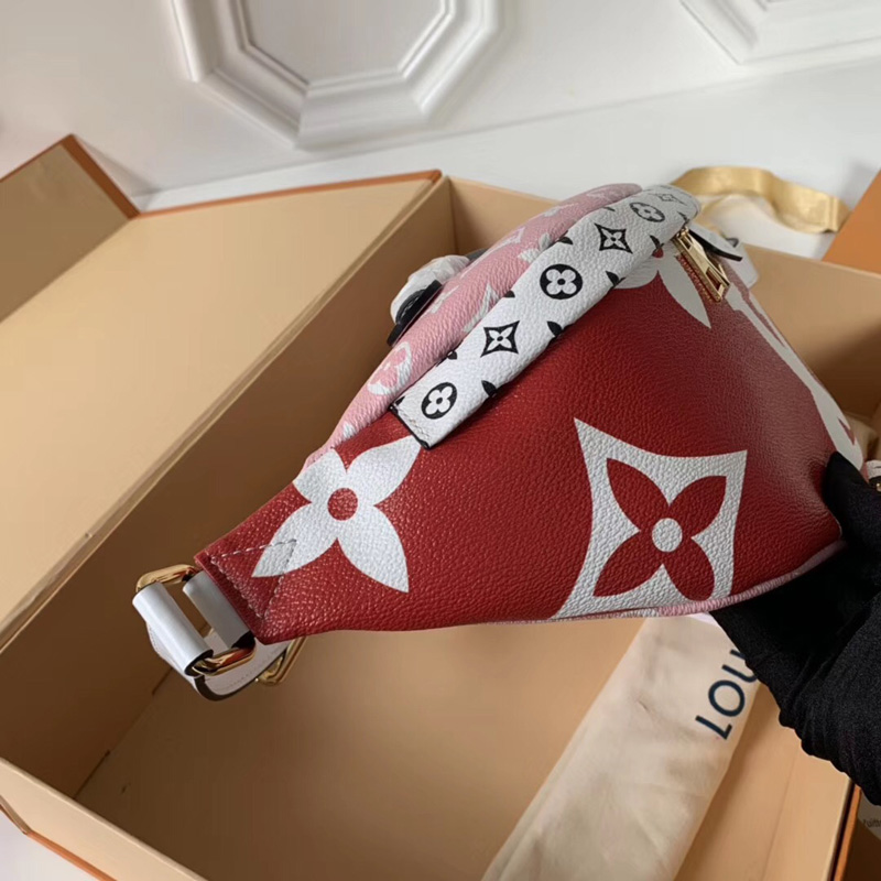 M44575 LV2019 夏季款腰包 Monogram 帆布花紋 LV腰包 LV女士腰包